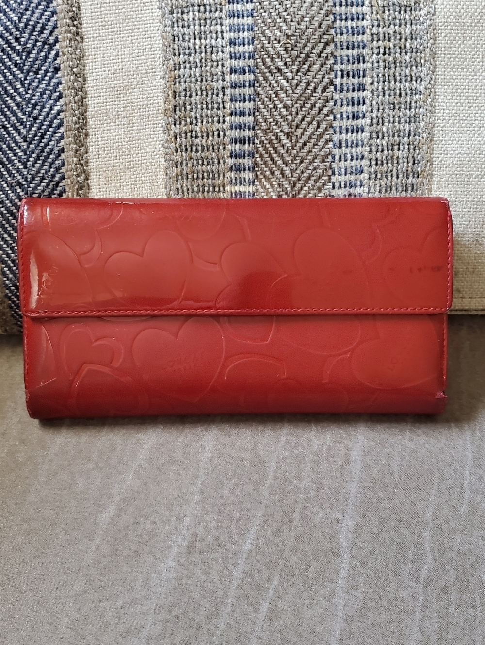 Lovcat Paris Red Patent leather Kiss lock Long Wallet with many compartments